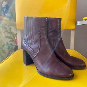 GEOX Respira Brown Genuine Italian Patent Leather Ankle Boots/Booties 39